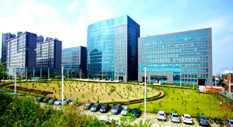 网站源码与PHP代码资源选型对比：万图素材平台技术参数深度解析